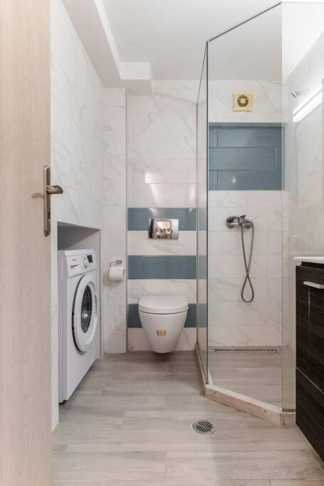 Apartment At Ano Glifada. Ateny Zewnętrze zdjęcie
