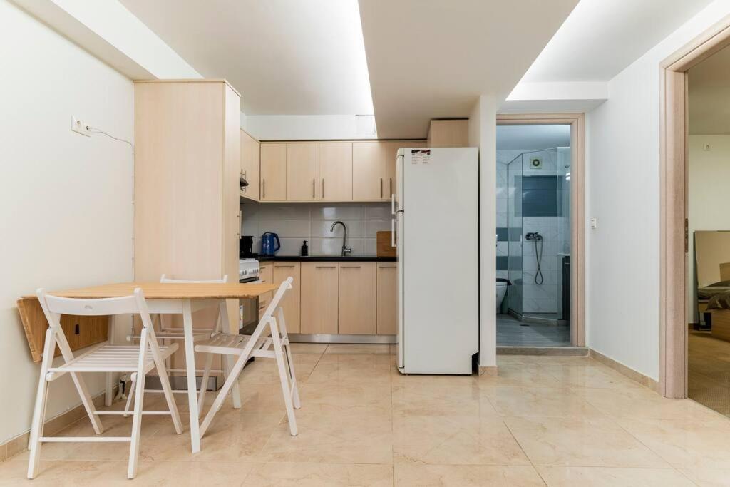 Apartment At Ano Glifada. Ateny Zewnętrze zdjęcie